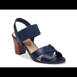 Unisa Navy blue 😍 PARLI SANDAL